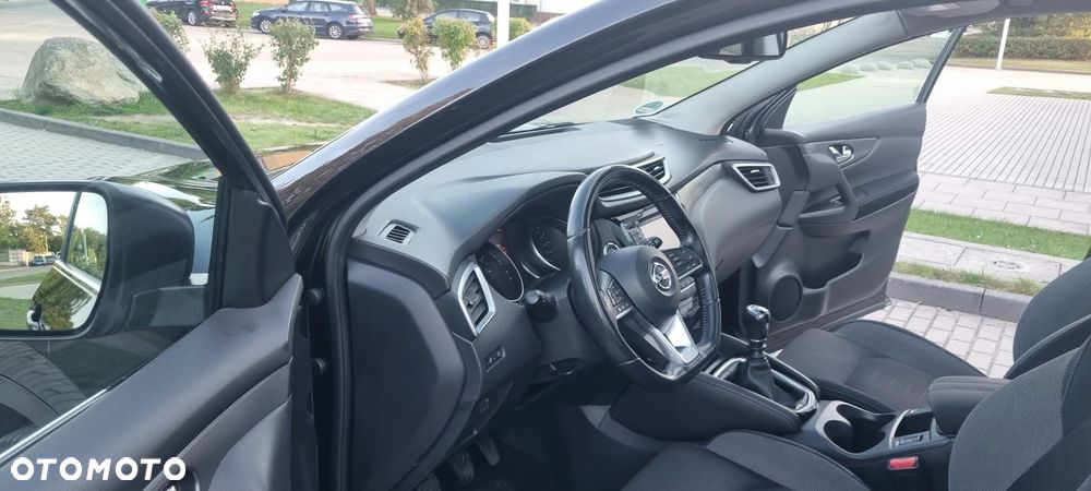 Nissan Qashqai - 16