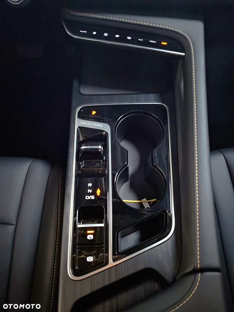 Bestune B70 1.5T Business DCT - 17