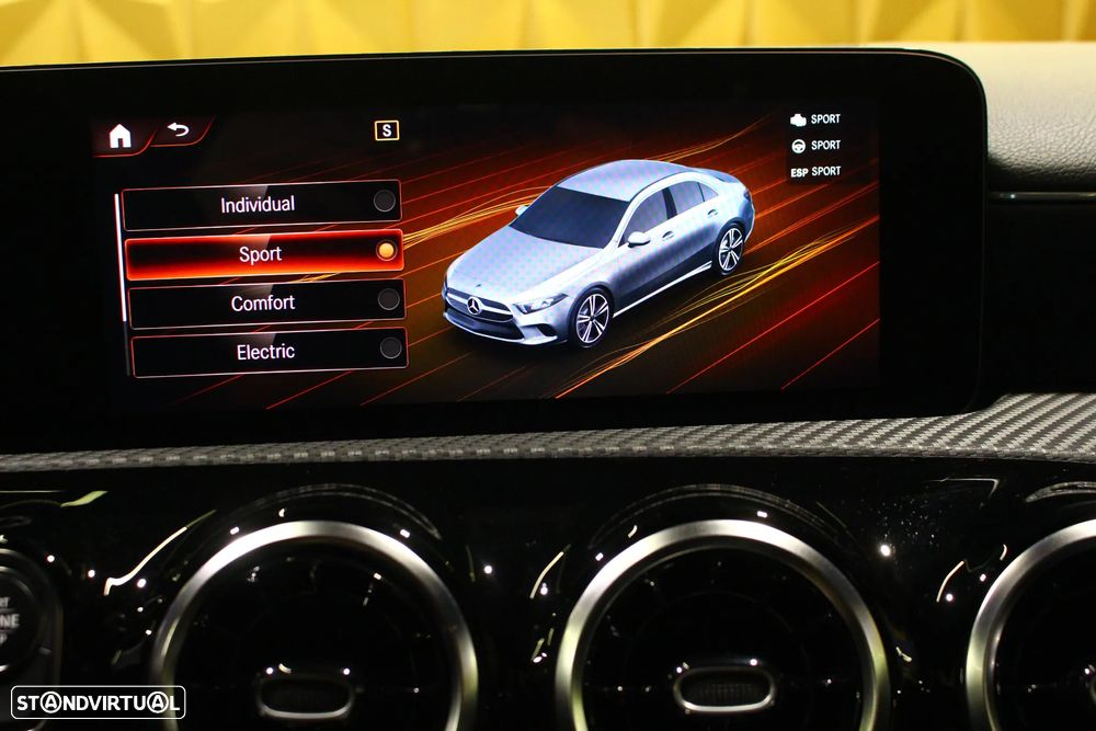 Mercedes-Benz A 250 e Progressive - 30