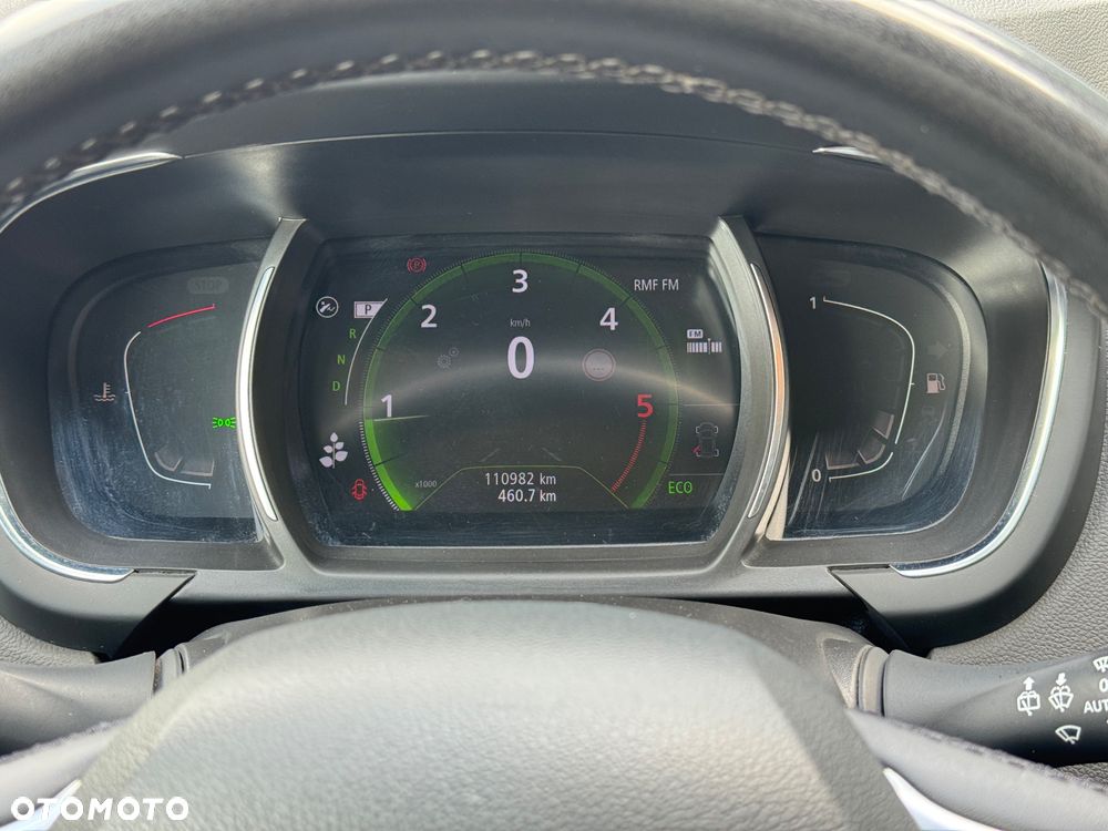 Renault Grand Scenic - 12