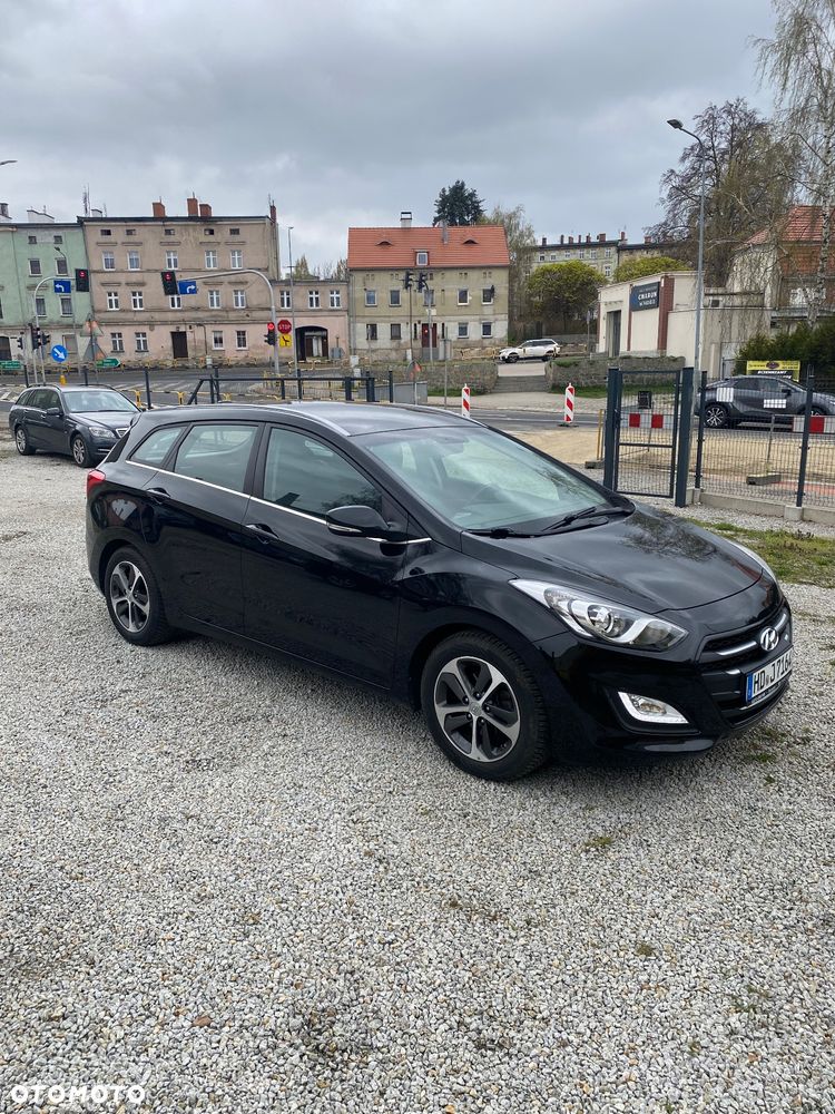 Hyundai i30 blue 1.6 GDI DCT Premium - 4