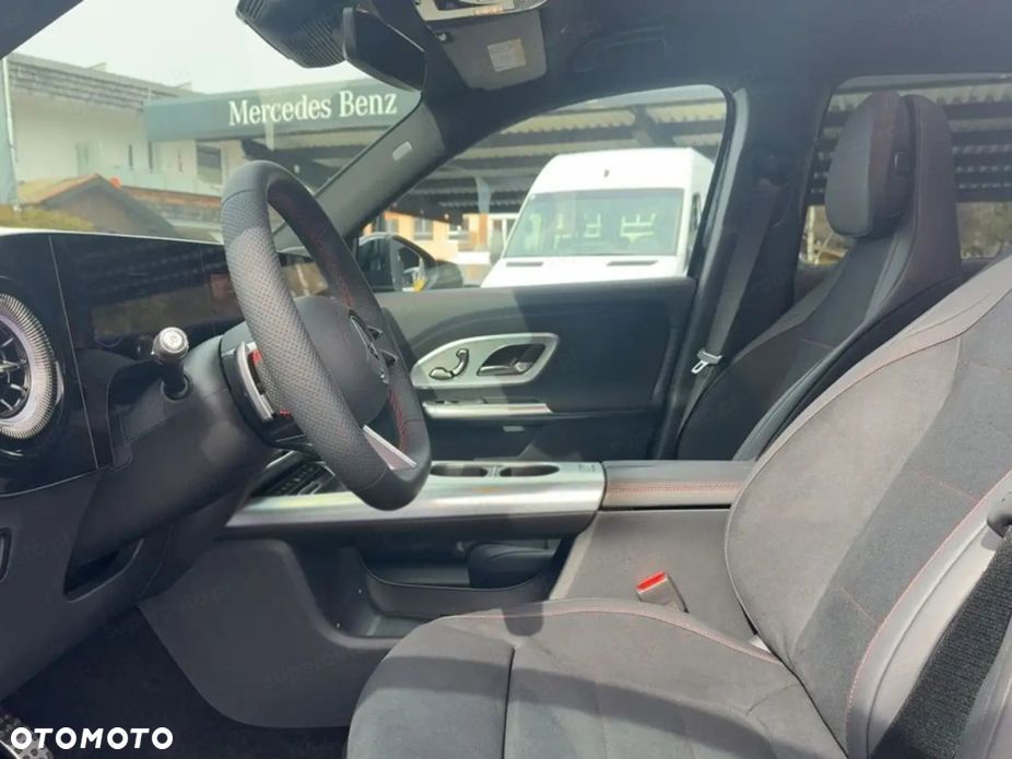 Mercedes-Benz GLB 220 mHEV 4-Matic 8G-eDCT - 7