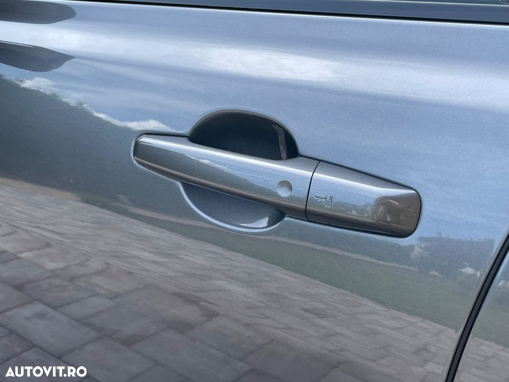 Jaguar XF 20d Aut. R-Sport - 32
