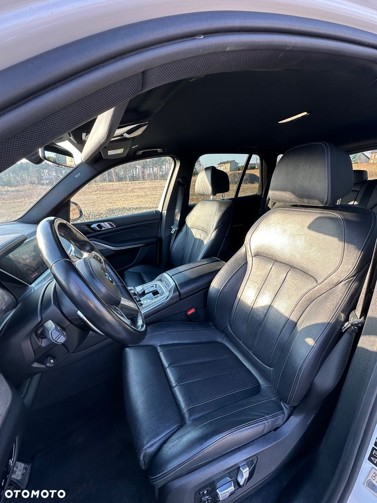 BMW X5 xDrive40i - 16