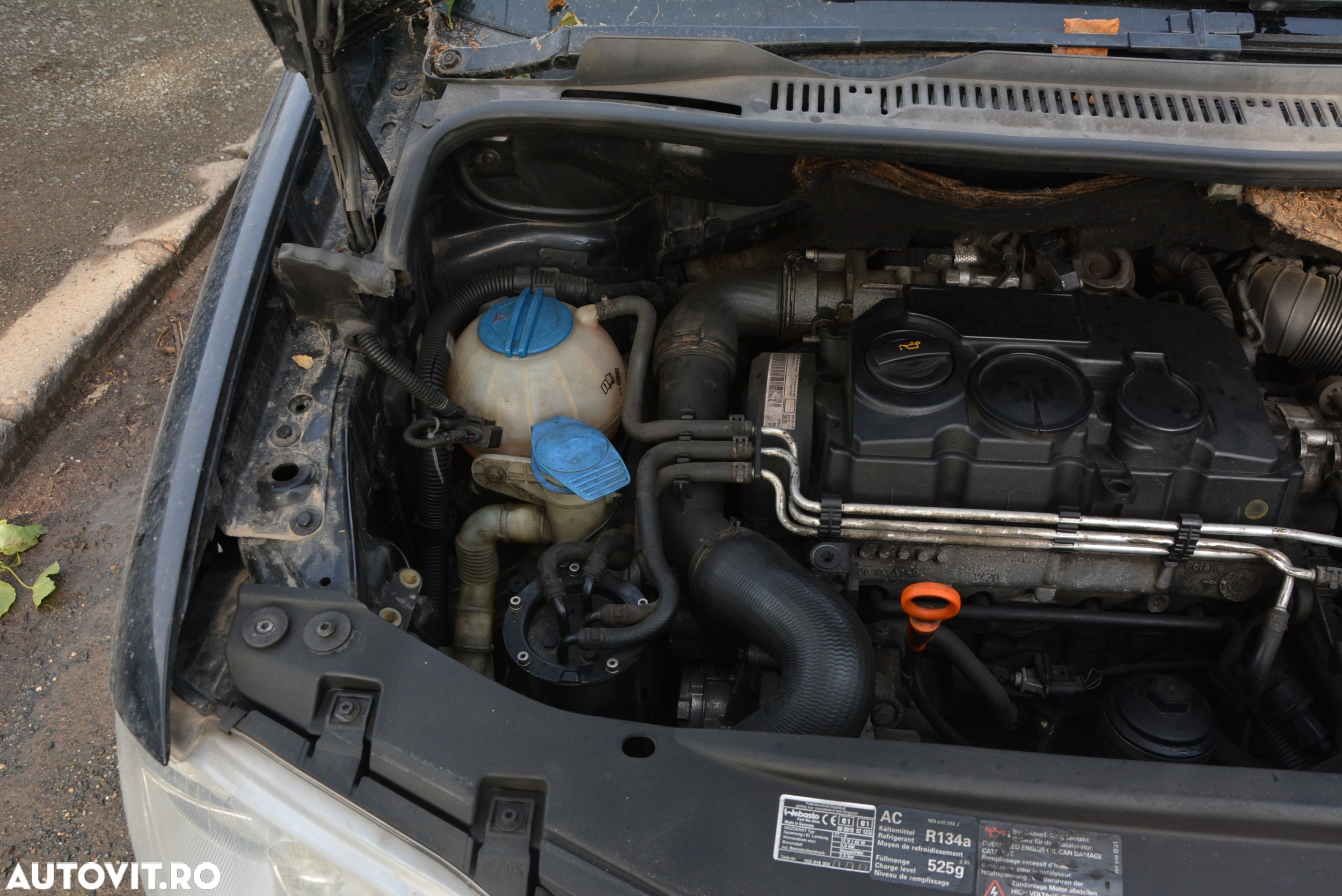 Dezmembrari  VW TOURAN (1T)  2003  > 2010 2.0 TDI Motorina - 9