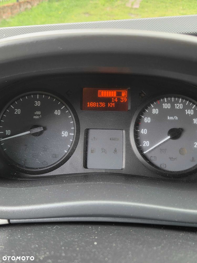 Opel Vivaro - 4