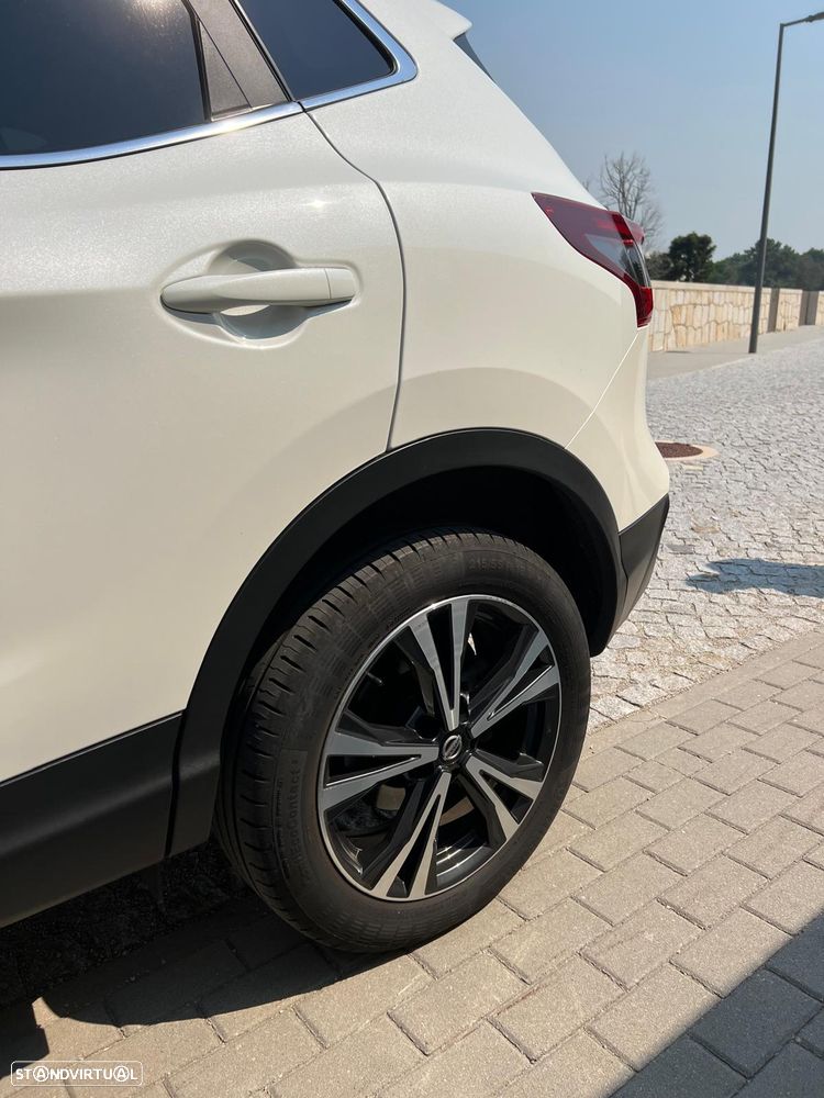 Nissan Qashqai 1.5 dCi N-Connecta DCT - 15