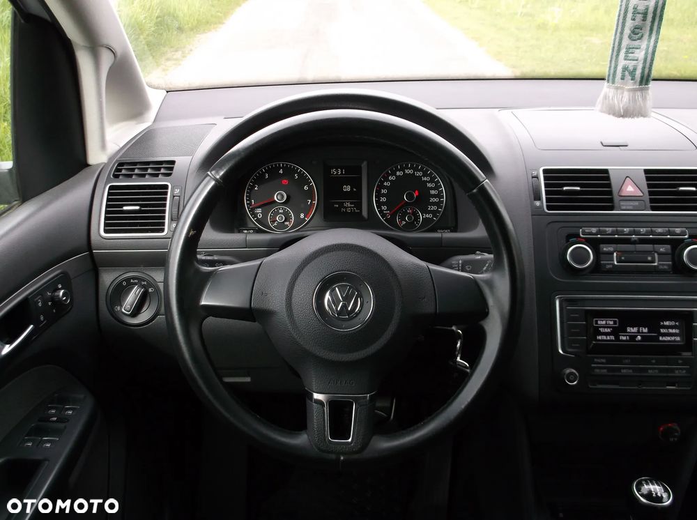 Volkswagen Touran 1.4 TSI Conceptline - 16