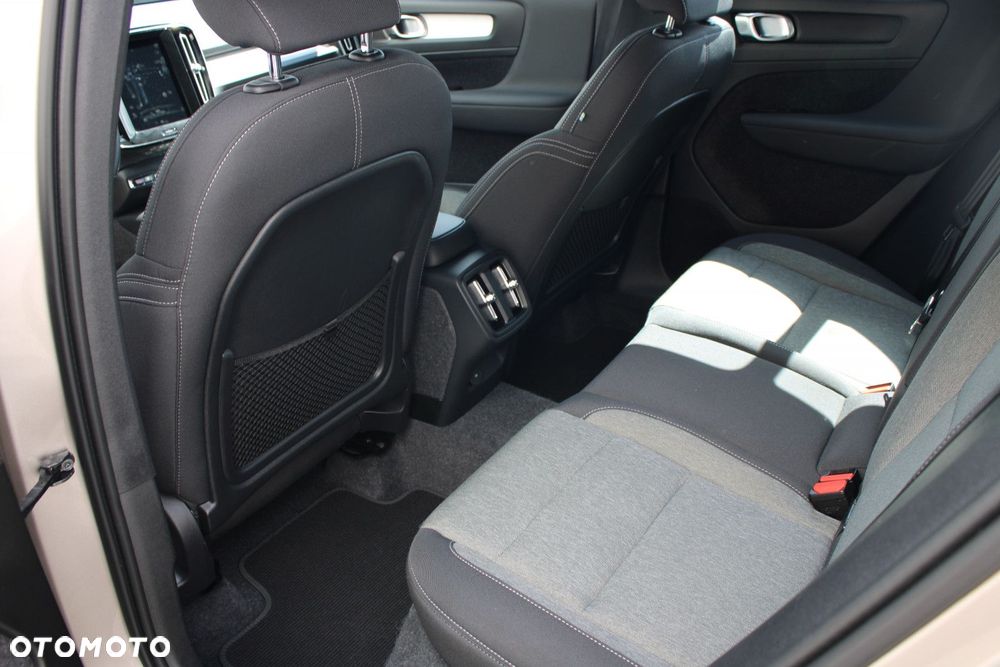 Volvo XC 40 - 12