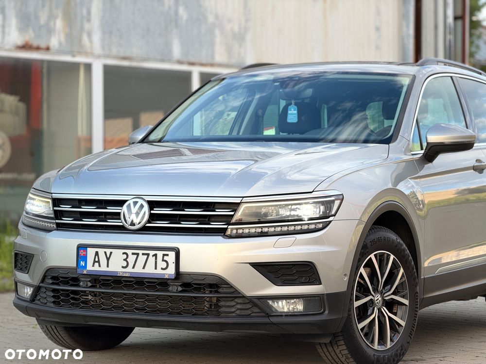 Volkswagen Tiguan 1.4 TSI DSG BlueMotion Technology Exclusive - 27