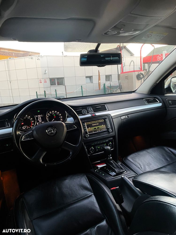 Skoda Superb 2.0 TDI DSG Ambition - 5