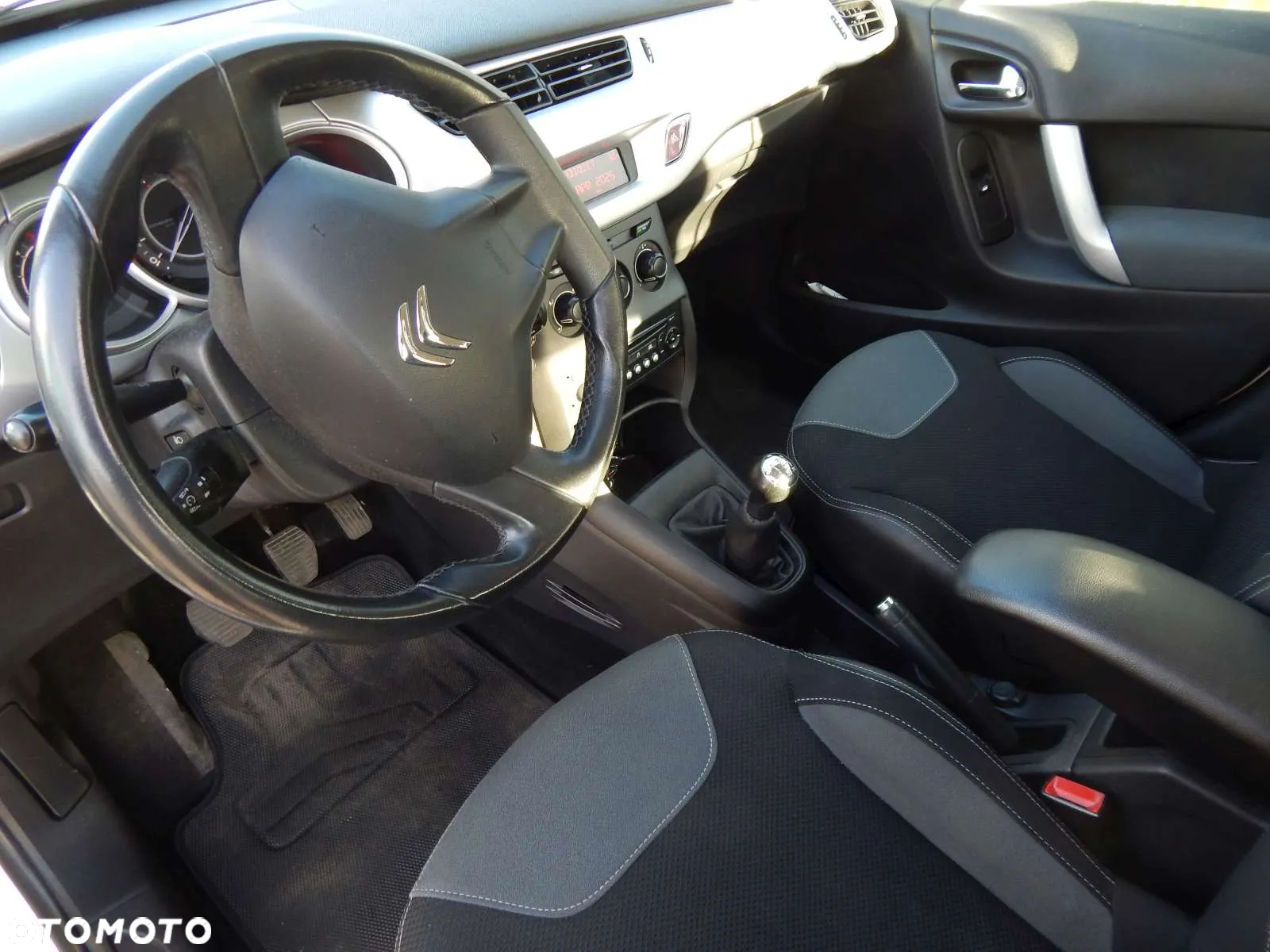 Citroën C3 1.4 HDi Attraction - 17