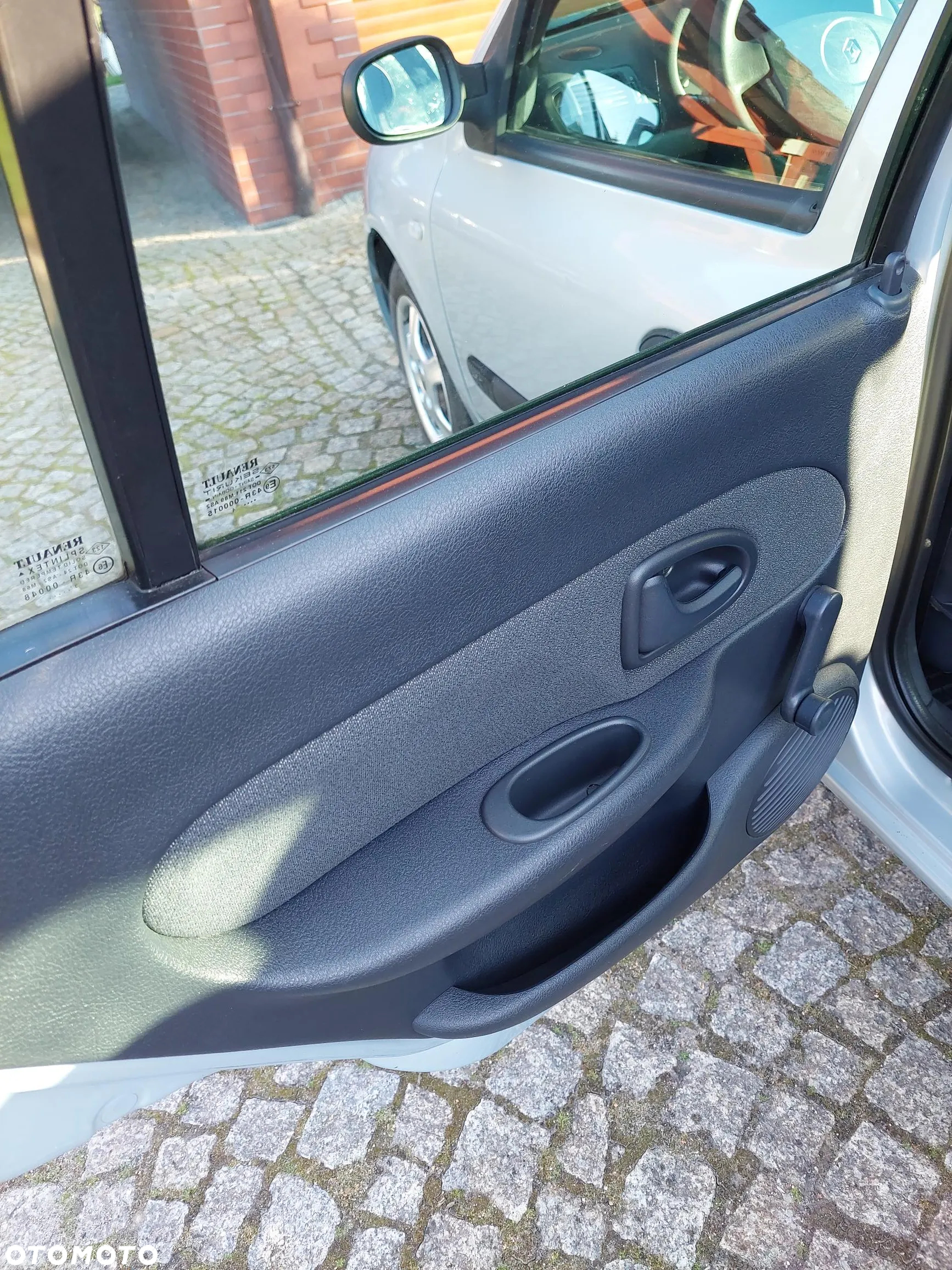 Renault Clio 1.5 dCi Alize - 13