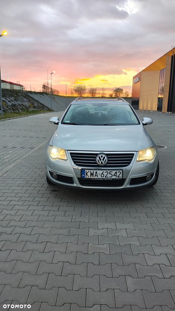 Volkswagen Passat 1.8 TSI Exclusive - 2