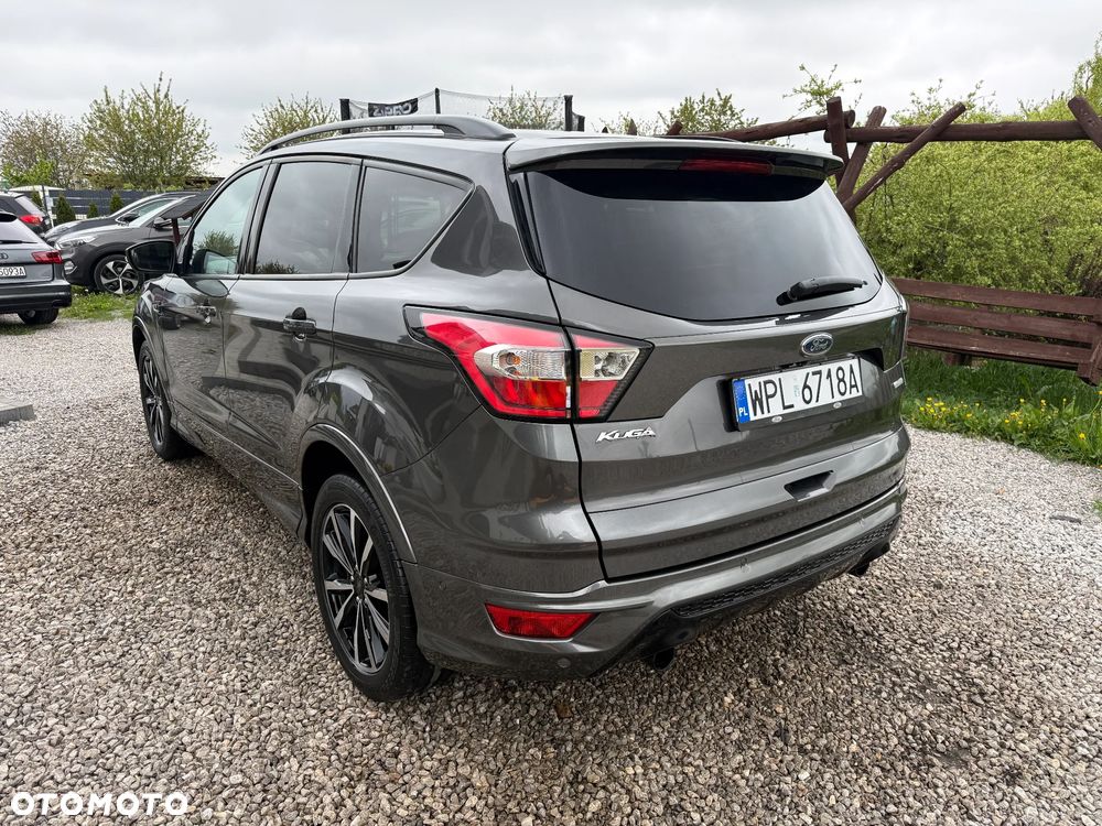 Ford Kuga 1.5 EcoBoost 2x4 ST-Line - 12