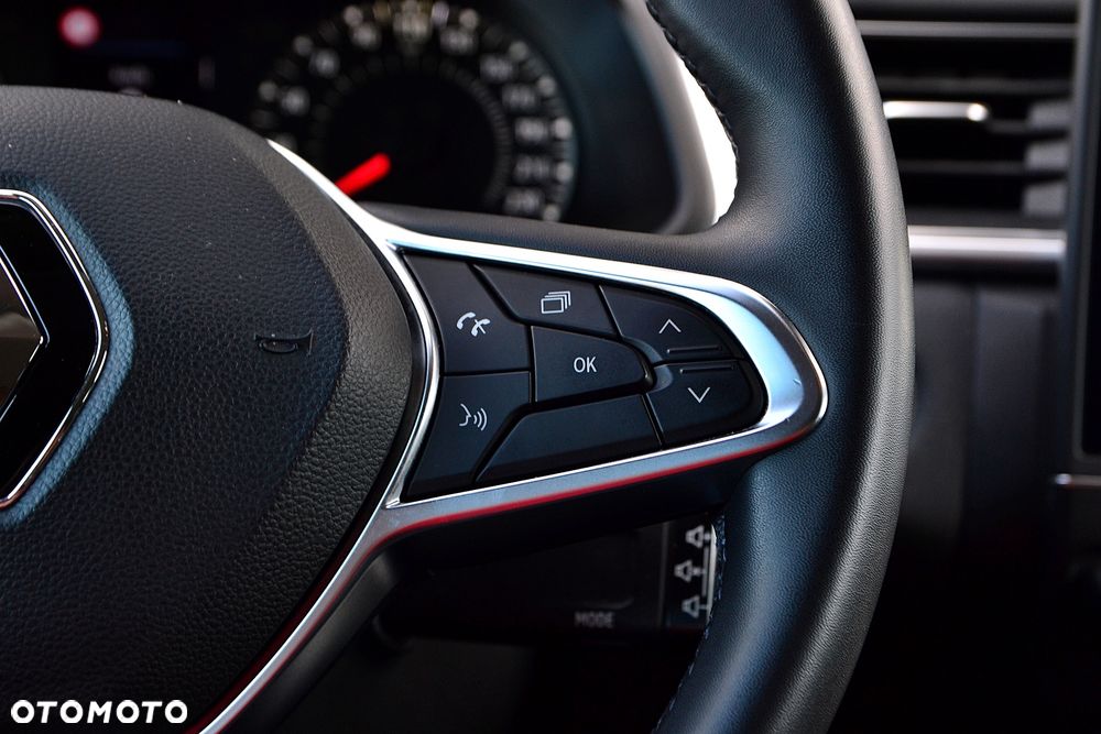 Renault Captur - 23