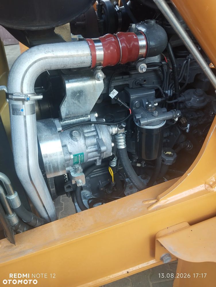 Case 580 T - 13