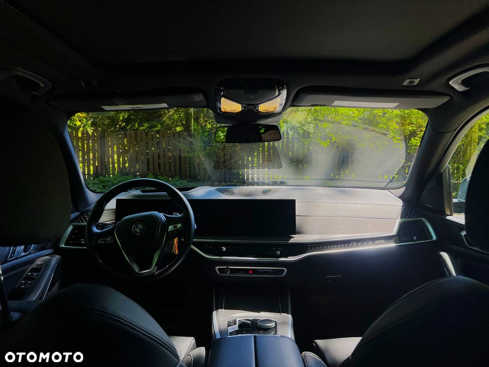 BMW X5 xDrive40i - 14