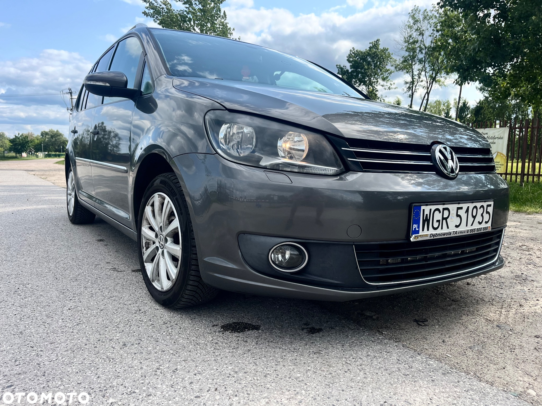 Volkswagen Touran 2.0 TDI DPF Highline - 23