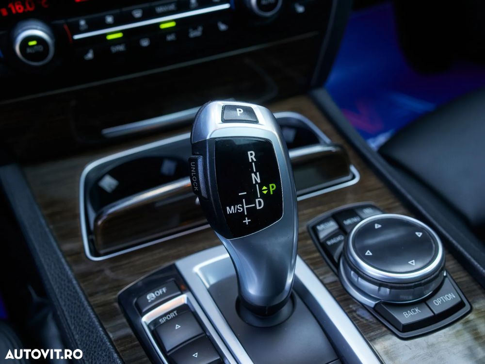 BMW Seria 7 730Ld BluePerformance Edition Exclusive - 31