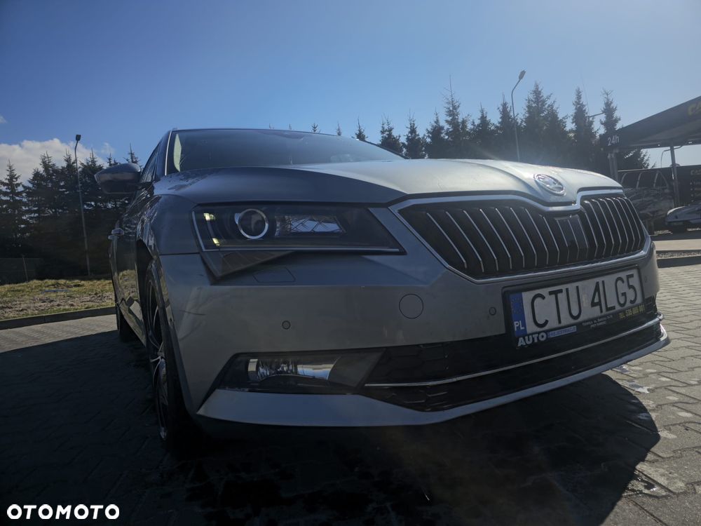 Skoda Superb 2.0 TDI Ambition DSG - 2