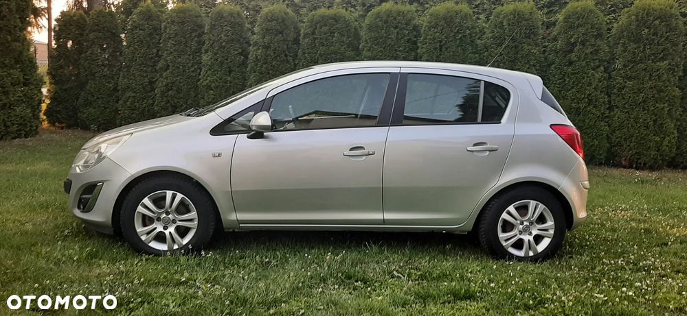 Opel Corsa - 25