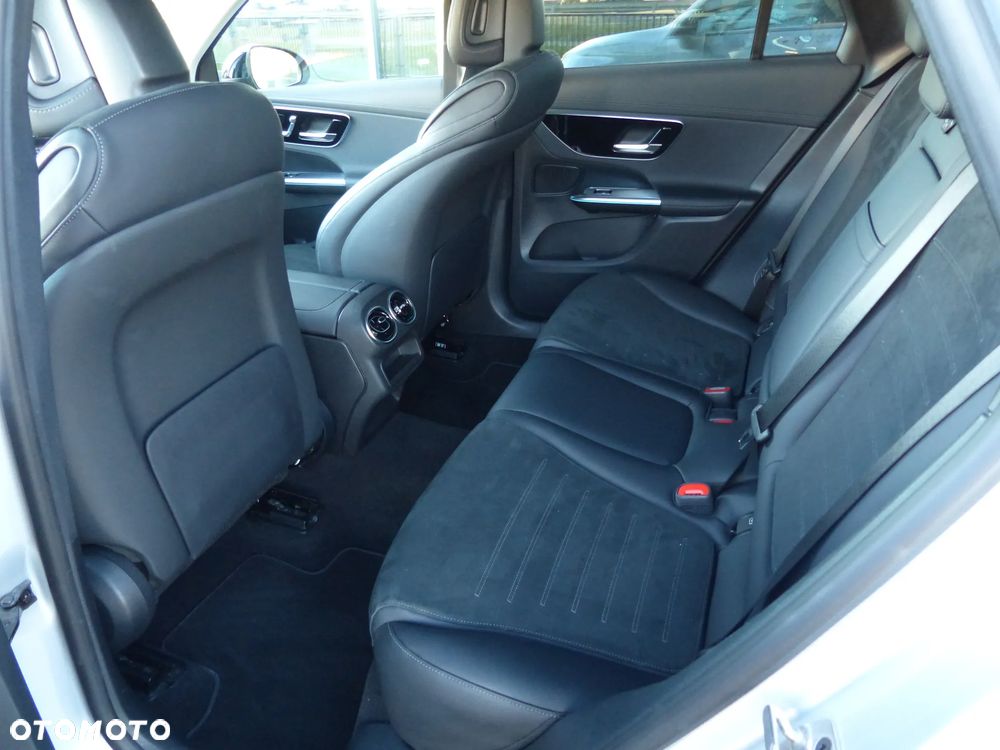Mercedes-Benz GLC 200 mHEV 4-Matic AMG Line - 17