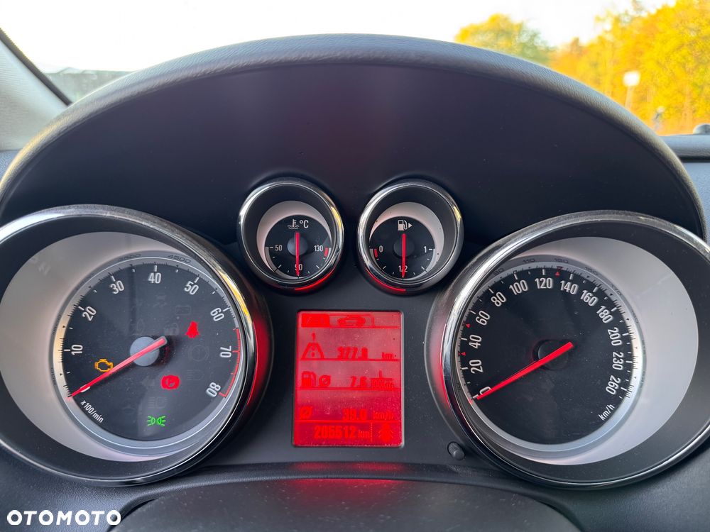 Opel Astra 1.4 Turbo Active - 4