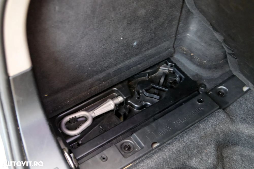 BMW Seria 3 318d - 22