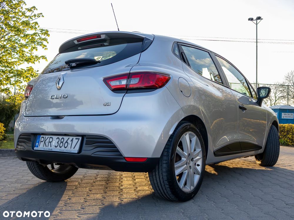 Renault Clio 1.5 dCi 75 Expression - 4