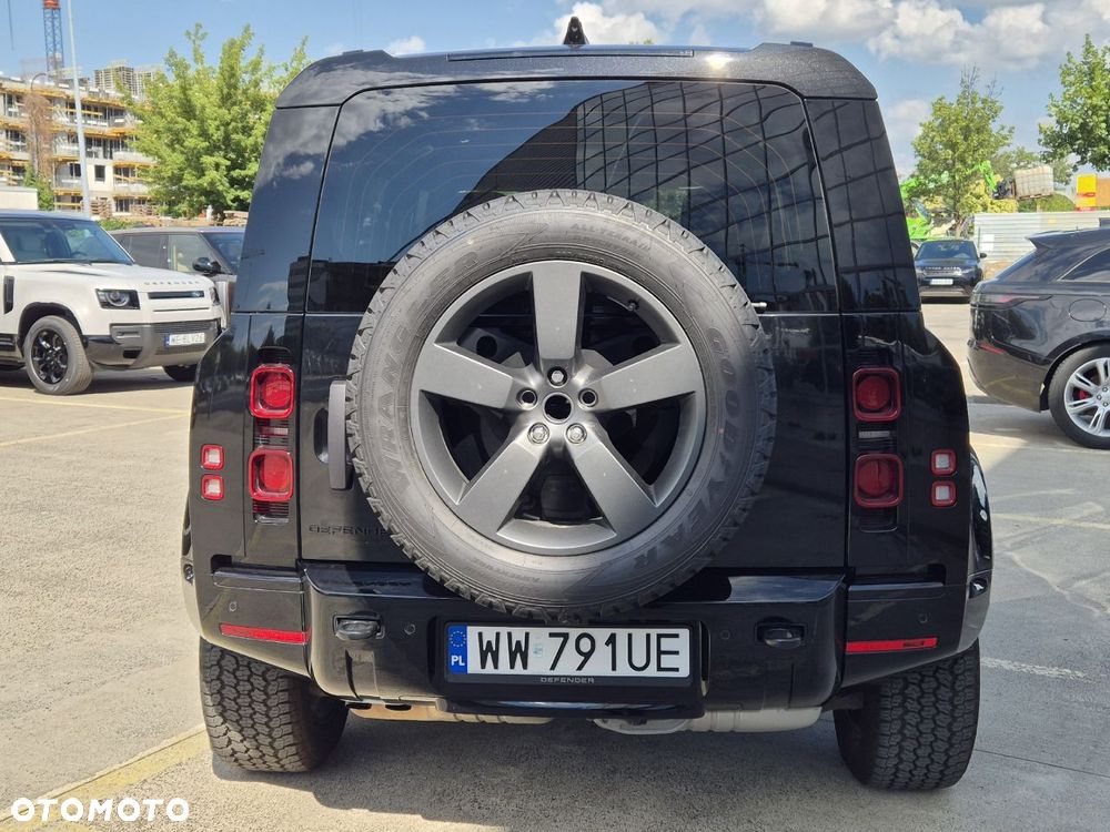 Land Rover Defender 3.0 D300 mHEV X-Dynamic SE - 6