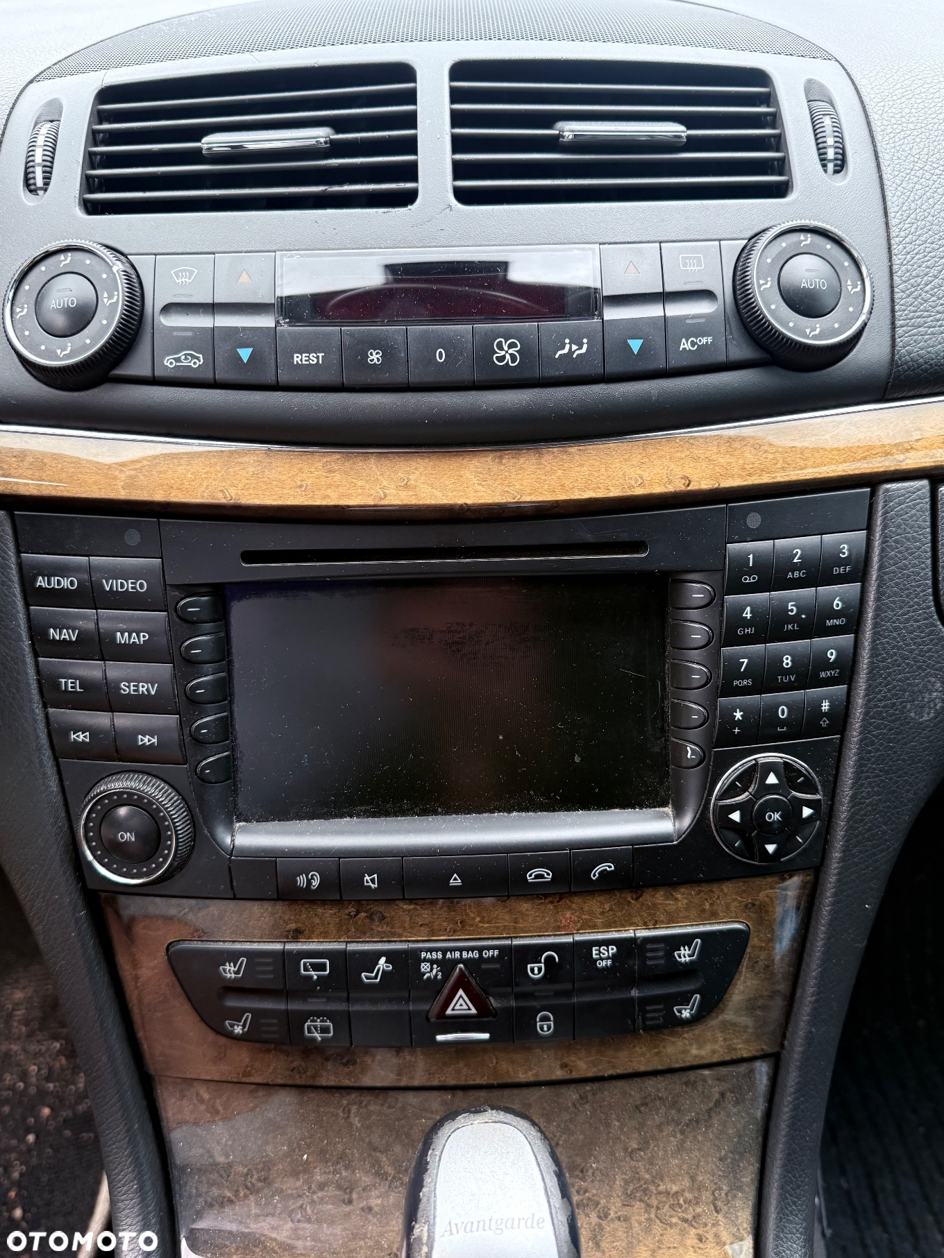 Mercedes-Benz Klasa E 320 CDI T Avantgarde - 8