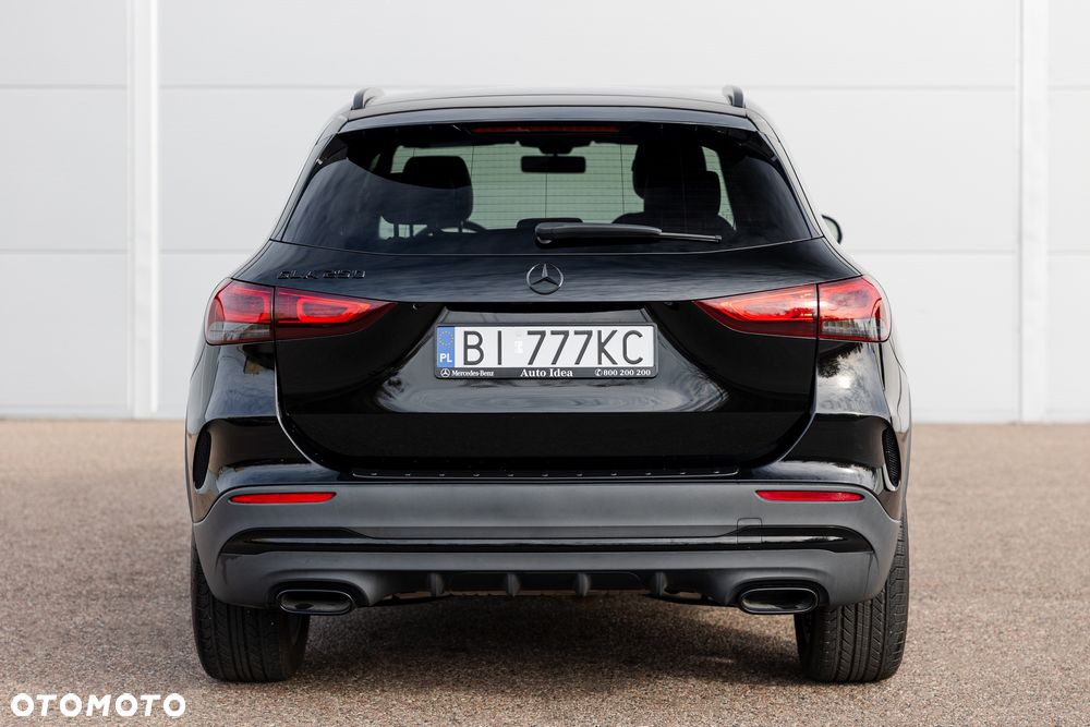 Mercedes-Benz GLA 250 8G-DCT AMG Line - 10