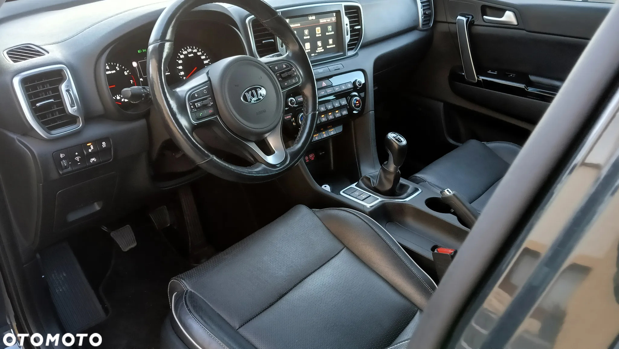 Kia Sportage 1.6 GDI L Business Line Plus 2WD - 3