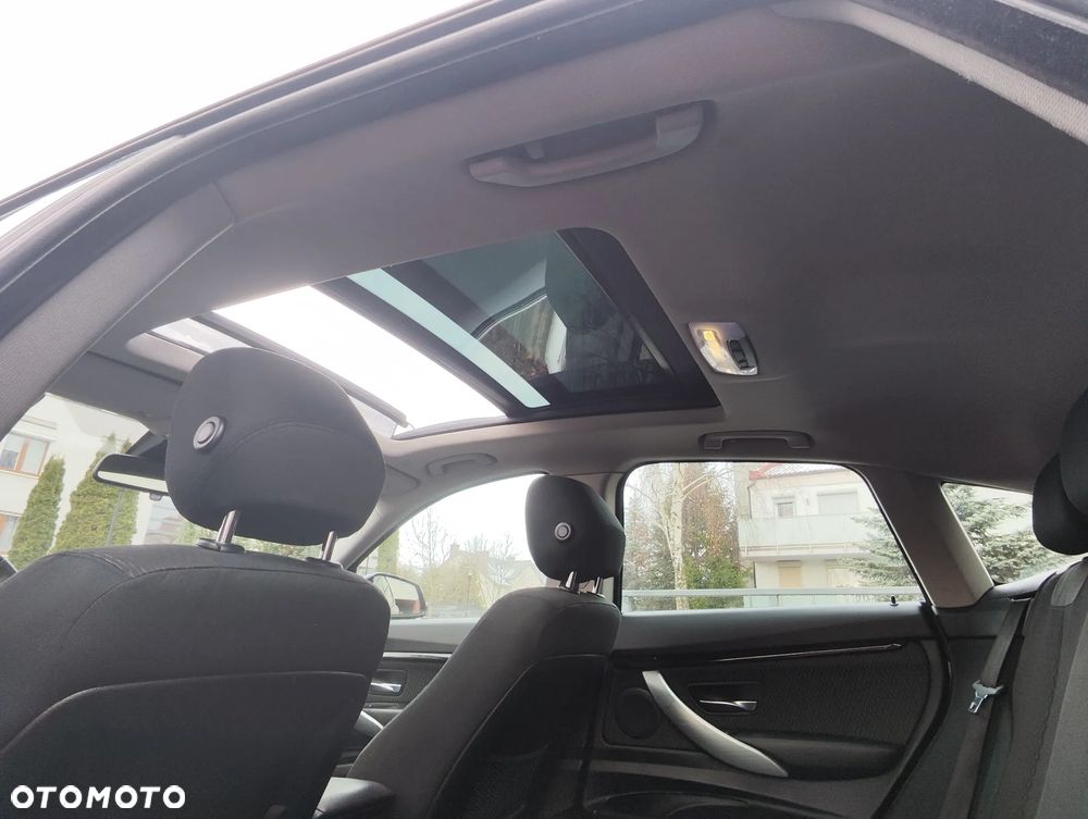 BMW 3GT 318d Luxury Line - 27