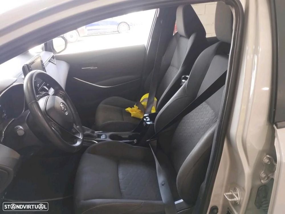 Toyota Corolla Touring Sports 1.8 Hybrid Comfort - 6