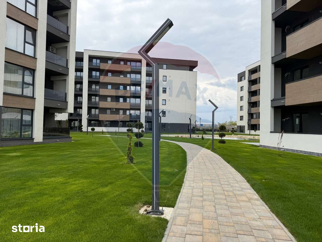 Apartament cu 2 camere de închiriat in bloc nou Valcom Residence III — fotografia 1