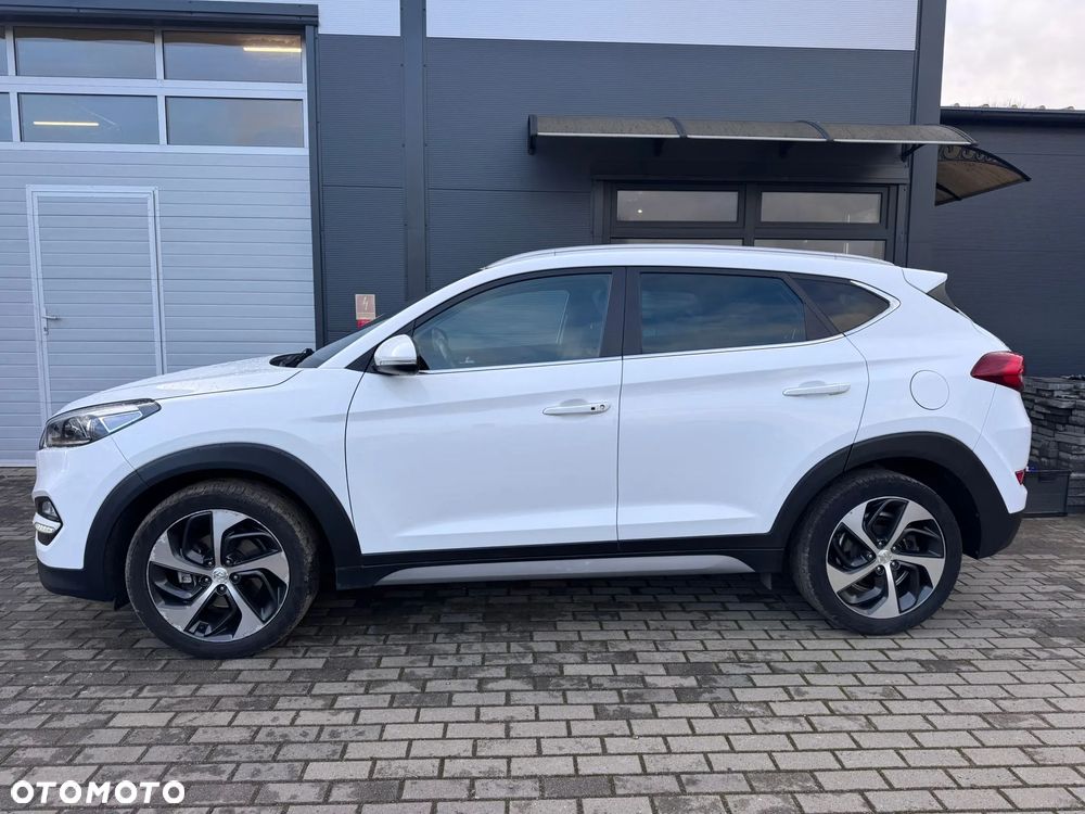 Hyundai Tucson blue 1.7 CRDi 2WD DCT Premium - 26