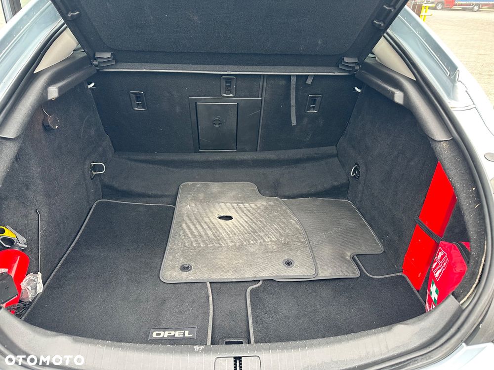 Opel Insignia 2.0 CDTI Edition - 28