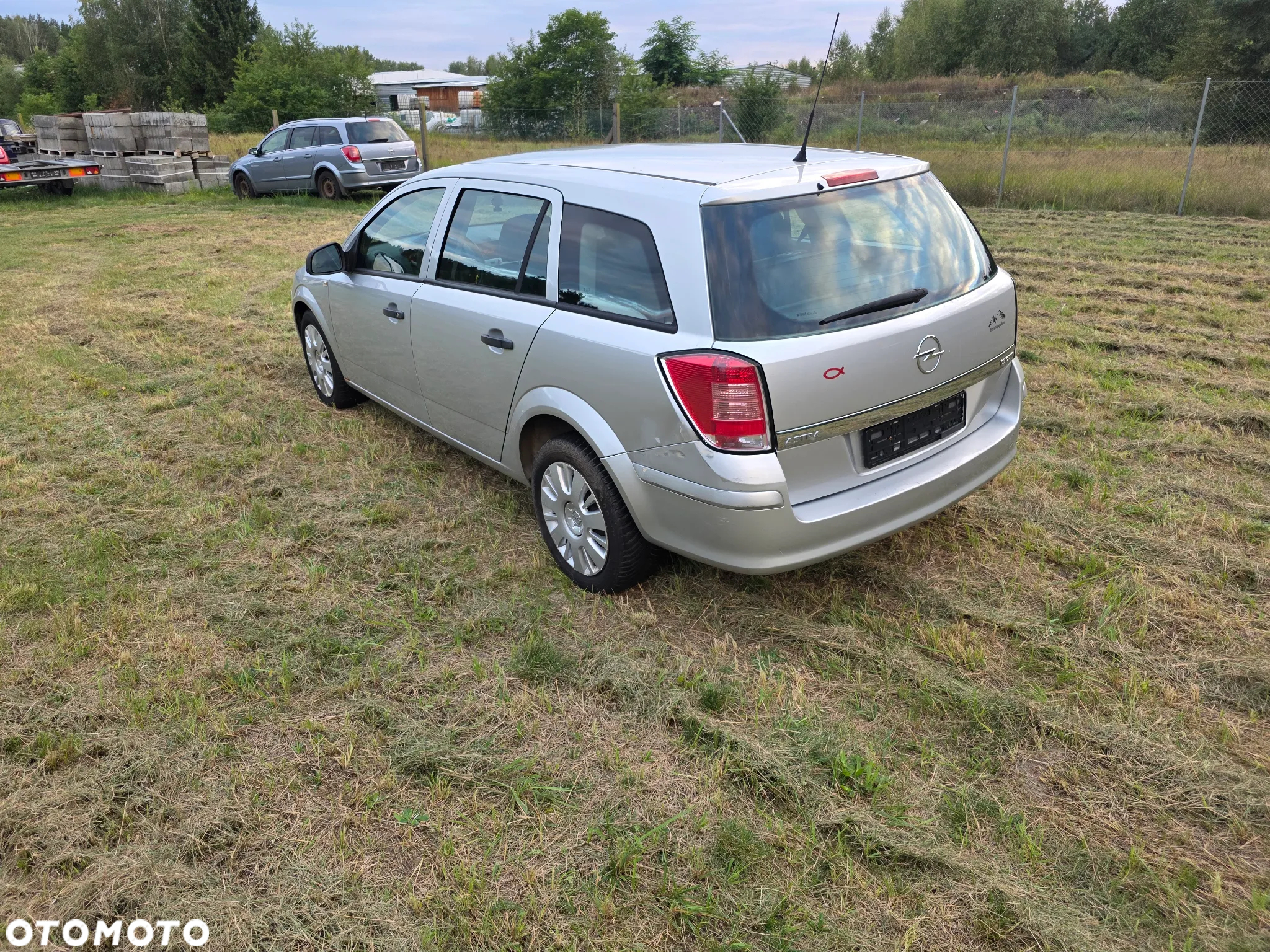 Opel Astra 1.9 CDTI DPF Innovation - 3
