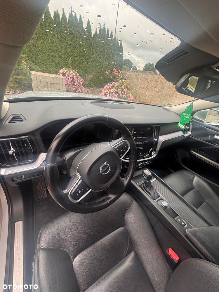 Volvo V60 D3 Momentum Pro - 13