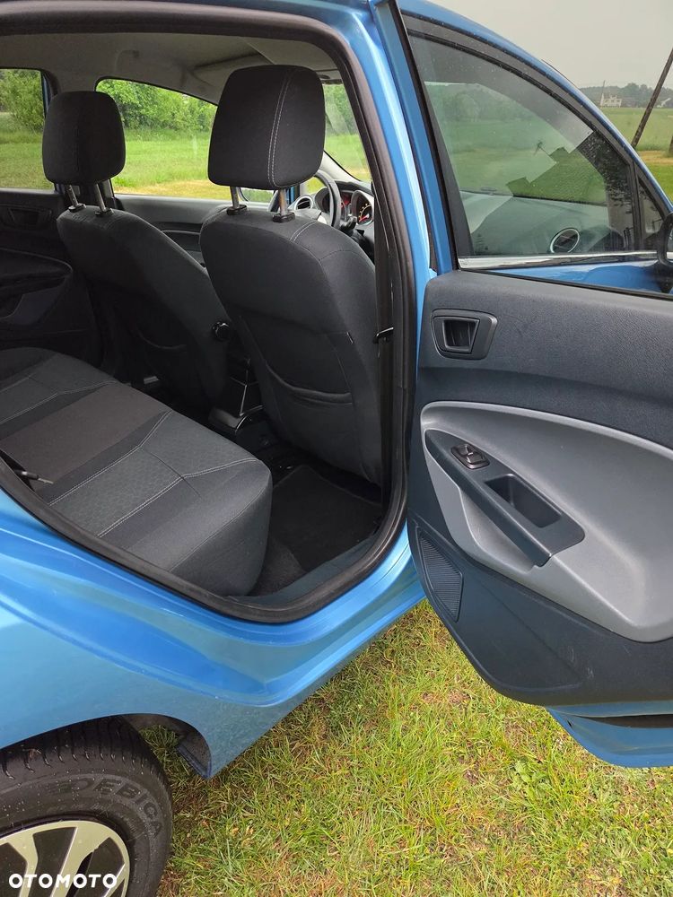 Ford Fiesta 1.4 Titanium - 21