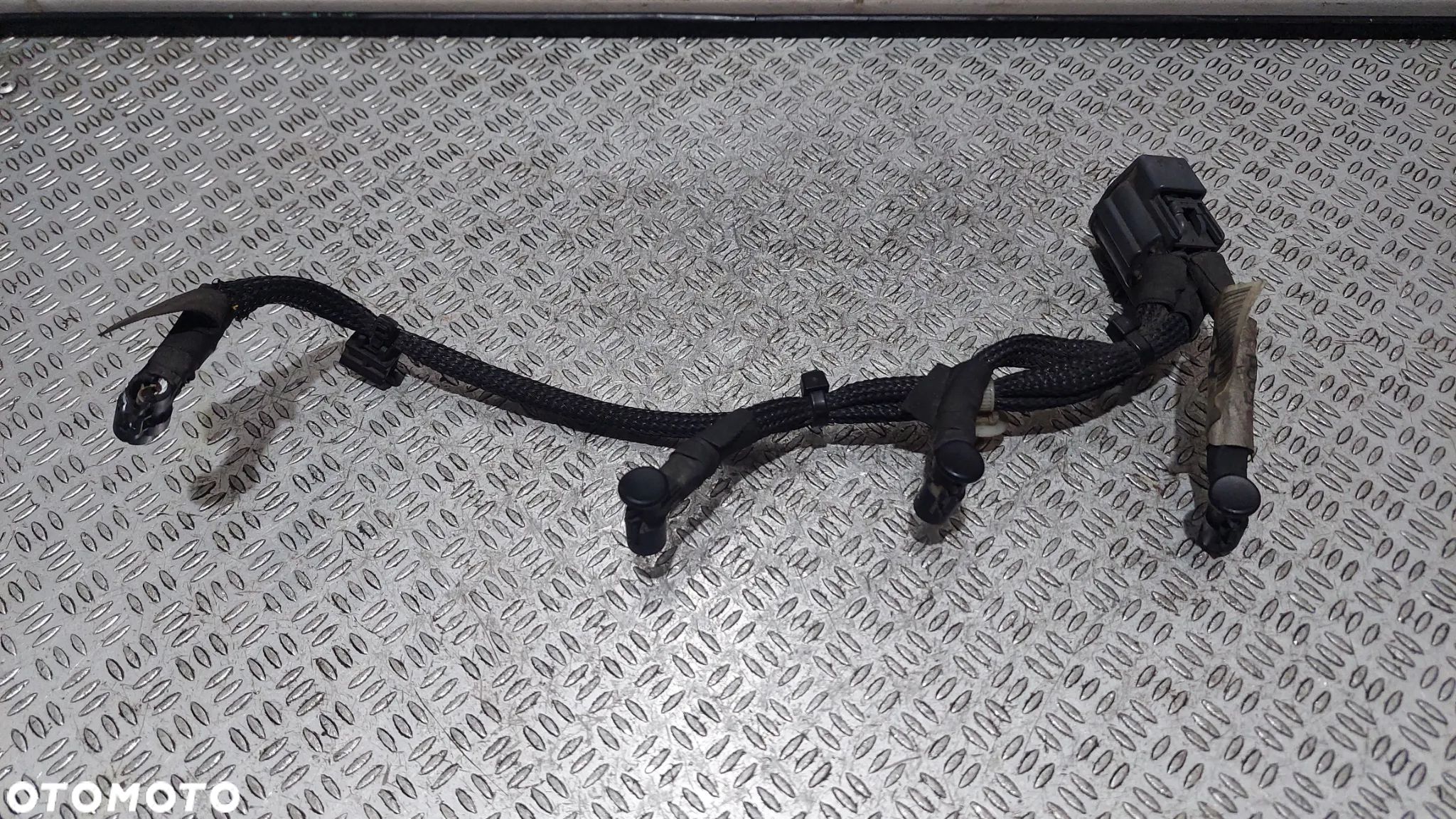 Przewód świec żarowych Ford Transit MK8 2,0TDCI R 2021 nr GK2T6M091AB (delikatnie uszkodzony) - 1