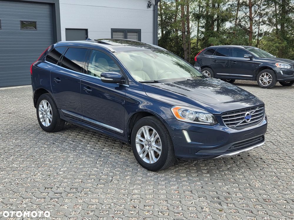 Volvo XC 60 T5 Drive-E Momentum - 2