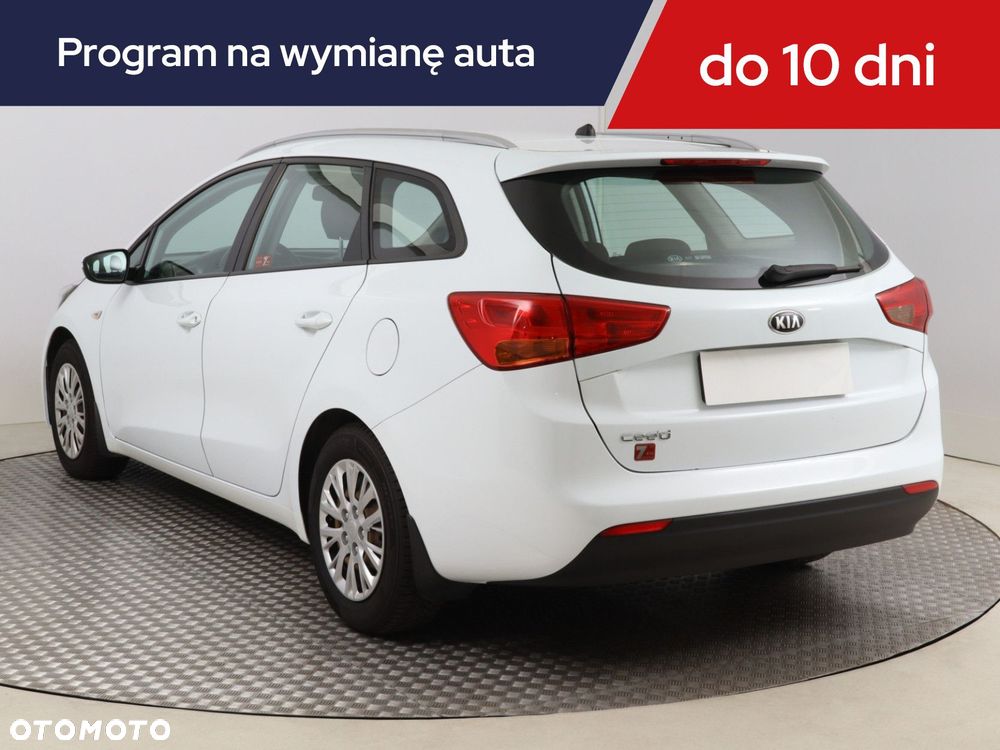 Kia Ceed - 6