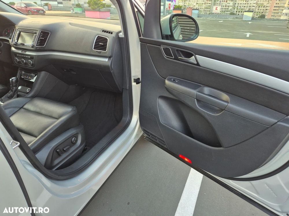Volkswagen Sharan 2.0 TDI DSG Highline - 14