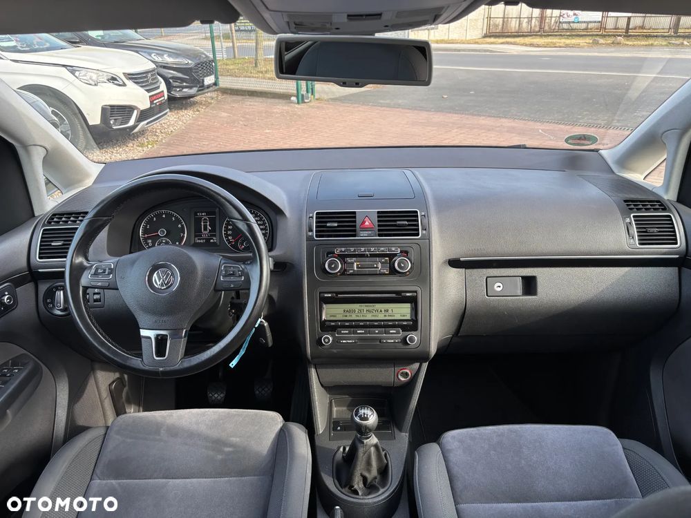 Volkswagen Touran 1.4 TSI MATCH - 17