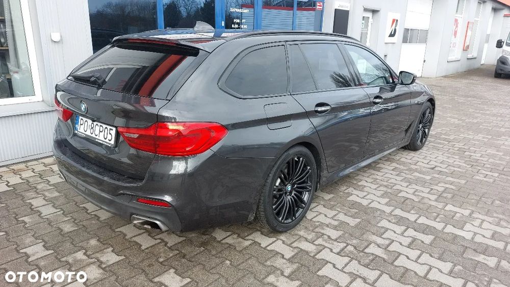 BMW Seria 5 540i xDrive Luxury Line - 2