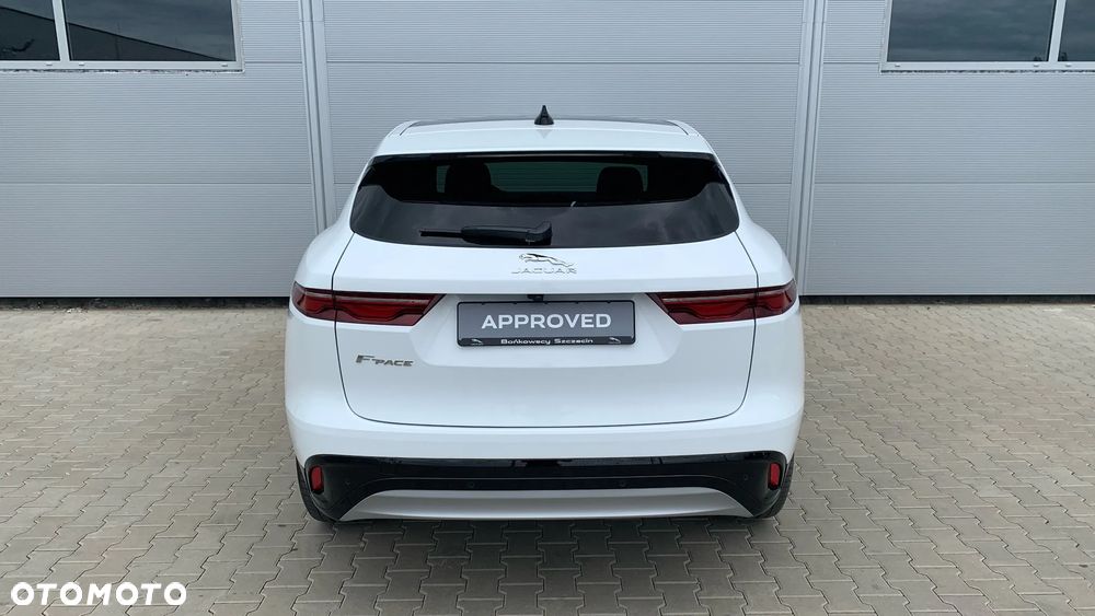 Jaguar F-Pace - 6