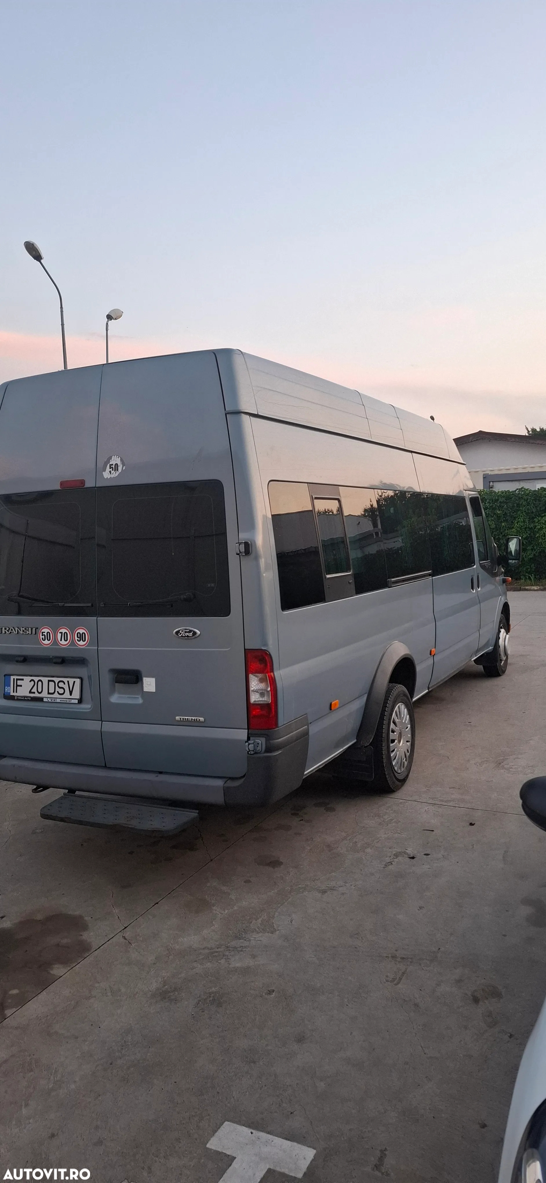 Mercedes-Benz Sprinter - 9